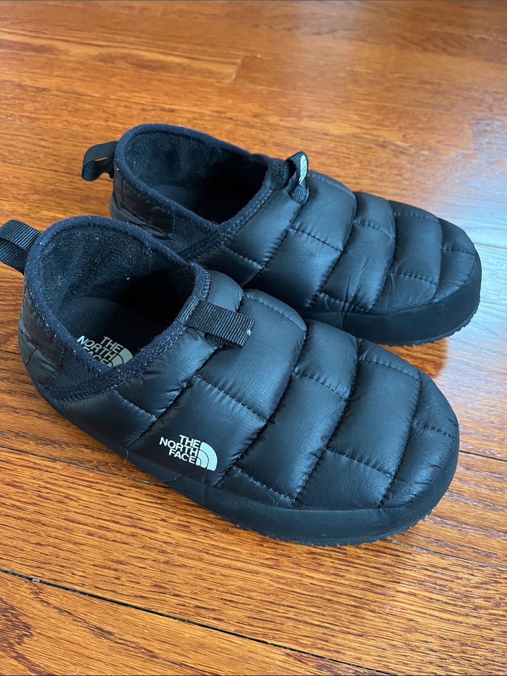 The North Face Youth Black THERMOBALL Traction Mules II